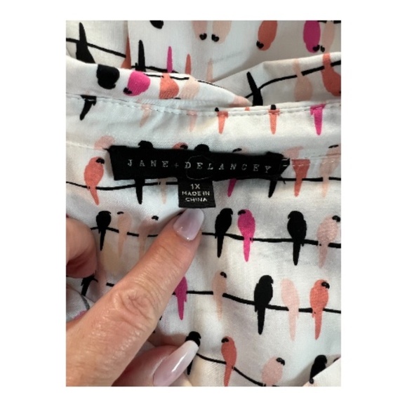 EUC Jane & Delaney bird print hi-low blouse – size 1X - Picture 7 of 9